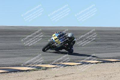 media/Oct-13-2025-Moto Forza (Mon) [[a66d839500]]/3-B Group/Session 2 (Bowl)/